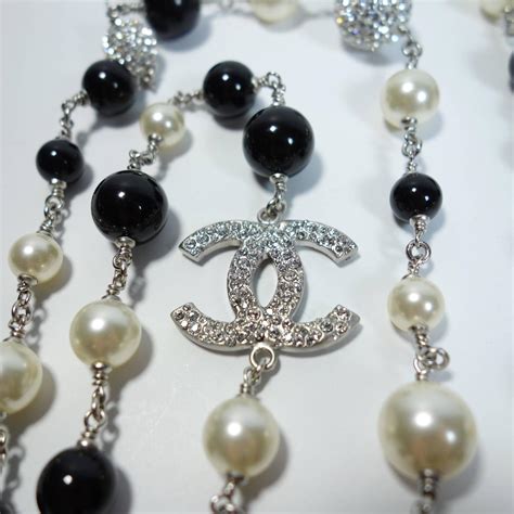 chanel black white pearl necklace|Chanel classic long pearl necklace.